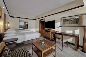 Deluxe Room, 2 Twin Beds (Club Access)