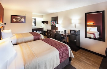 Deluxe Room, 2 Double Beds (Smoke Free)