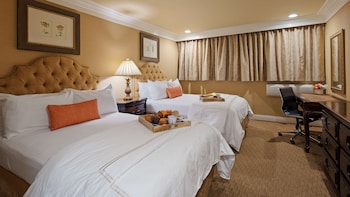 Standard Room, 2 Double Beds, Non Smoking, Refrigerator & Microwave