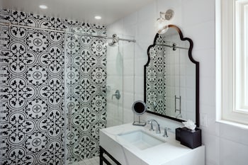 Classic Room, 2 Queen Beds