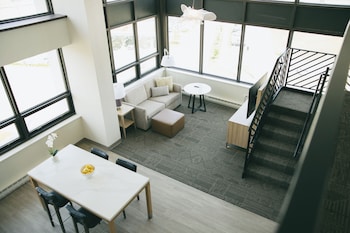 Suite, 1 Bedroom, Kitchen (Penthouse)