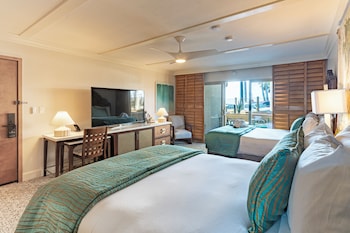 Standard Suite, 2 Queen Beds