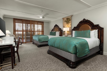 Standard Suite, 2 Queen Beds