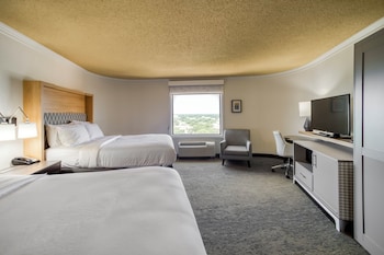 Standard Room, 2 Queen Beds, City View