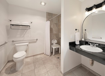 Standard Room, 2 Queen Beds, Accessible, Terrace