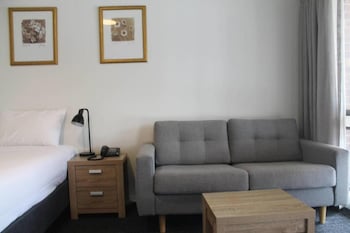 Courtyard Twin Room