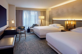Room, 2 Queen Beds (Shower)