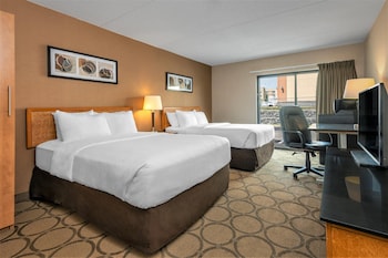 Deluxe Room, 2 Queen Beds, Non Smoking