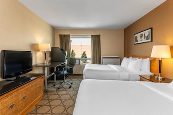 Standard Room, 2 Queen Beds, Non Smoking (2nd Floor)