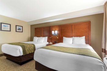 Room, 2 Queen Beds, Non Smoking