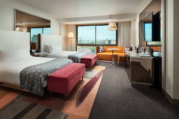 Premier Room, 2 Double Beds, Non Smoking