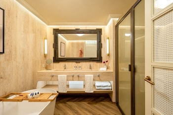 Junior Double Room Single Use