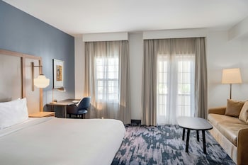 Suite, 1 Bedroom, Accessible Bathtub