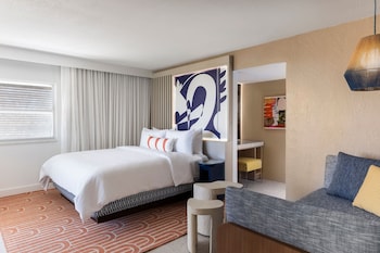 Junior Suite, 1 King Bed, Ocean View - Adults Only at The Cove (Ages 21 Plus)
