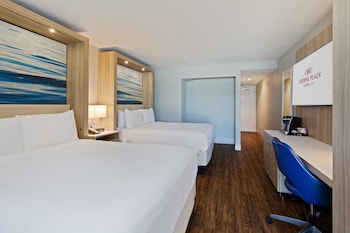 Standard Room, 2 Queen Beds, Oceanfront (Ground Floor)