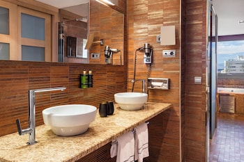 Junior Suite (The Level - Panoramic View)