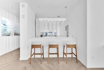 Ocean View Penthouse 8, 2 Bedroom Bi-level Suite, Bedroom 1: 1 King, Bedroom 2: 1 King, Ocean view
