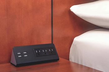 Room, 2 Queen Beds (Mobility Accessible, Roll-In Shower)