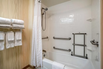 Room, 1 Queen Bed, Accessible, Non Smoking (Accessible Tub)