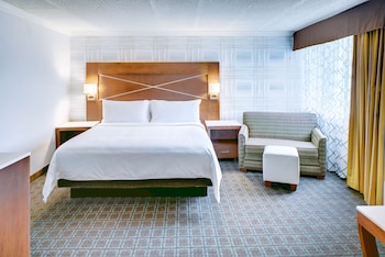 Deluxe Room, 1 Queen Bed, Accessible (Hearing)
