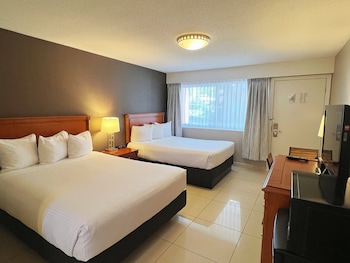 Deluxe Room, 2 Queen Beds (Designated Pet Room)