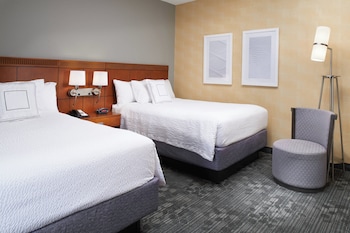 Room, 2 Queen Beds (Hearing Accessible)