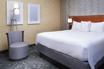 Suite, 1 Bedroom (Mobility/Hearing Accessible, Tub)