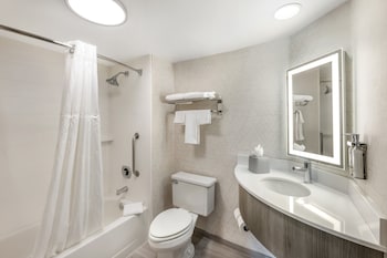 Standard Room, 2 Double Beds, Accessible (Communication Accessible)