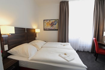 Standard Room, 1 Double Bed