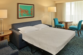 Suite, 1 Bedroom, Pool View