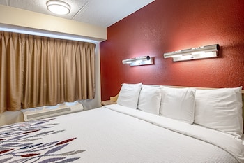 Superior Room, 1 King Bed, Accessible (Roll-In Shower, Smoke Free)
