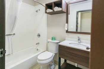 Standard Room, 2 Queen Beds, Non Smoking