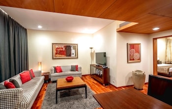 Luxury Suite