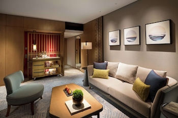 King Deluxe Suite
