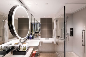 King Hilton Deluxe
