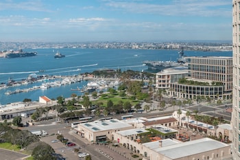 Room, 1 King Bed, Bay View