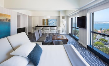Signature Suite, 1 King Bed