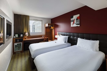 Standard Room, 1 Queen Bed (Top Floor)