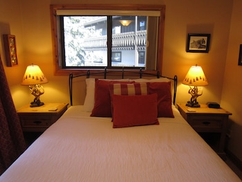 Traditional Condo, 2 Queen Beds, Kitchen (2 bedroom 2 bath condo)
