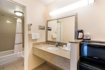 Standard Double Room, 2 Double Beds, Smoking