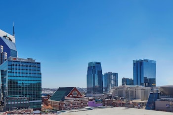 Room, 2 Queen Beds, City View