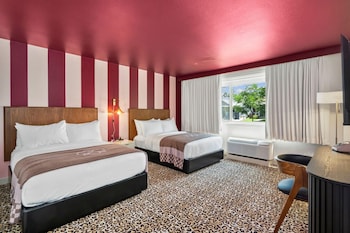 Standard Room, 2 Double Beds, Accessible, Non Smoking