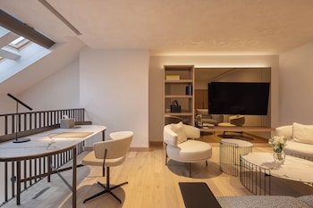 Loft, 1 Double Bed, Kitchen, Annex Building