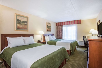 Room, 2 Double Beds, Non Smoking, Tower (North)