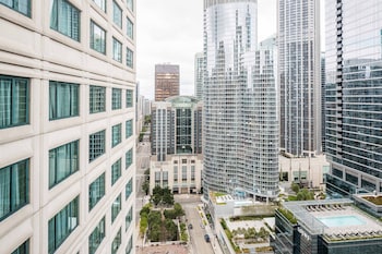 Room, 2 Double Beds, Club Lounge Access, River View (High Floor, Concierge)