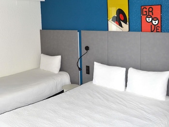 Standard Double Room, Multiple Beds