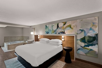Studio Suite, 1 King Bed, Non Smoking