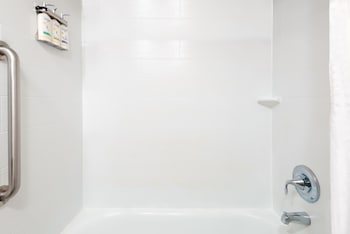 Standard Room, 1 King Bed, Accessible (Mobility)