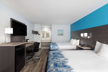Room, 2 Queen Beds, Non Smoking