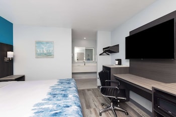 Deluxe Room, 1 King Bed, Non Smoking